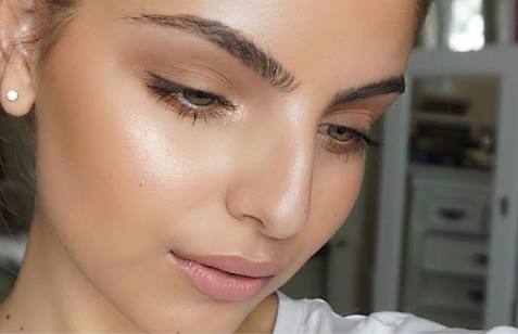 Verão | Guia de Make Contém 1g